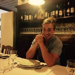 Meet your Posher, Zach